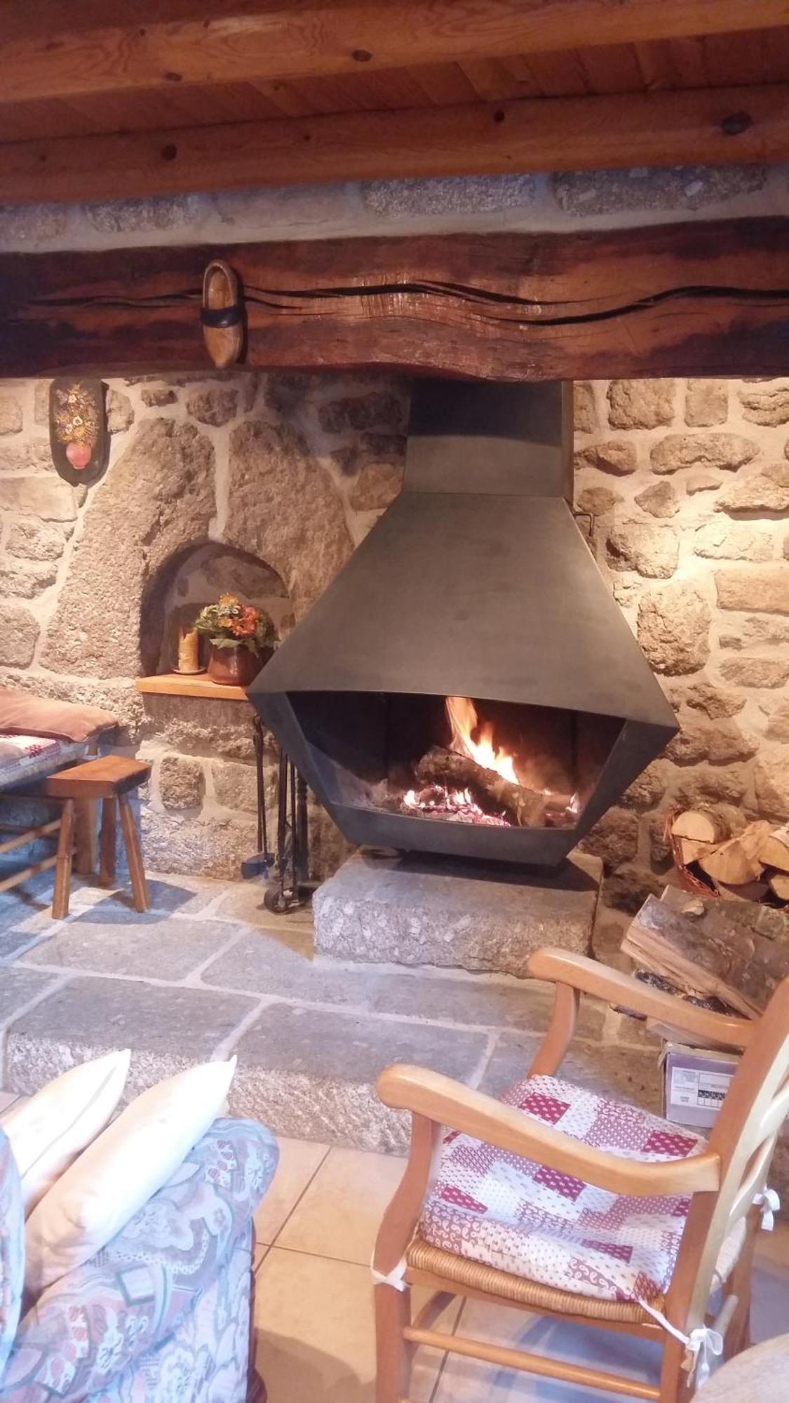 Gite Les Ducs Mialanes Εξωτερικό φωτογραφία